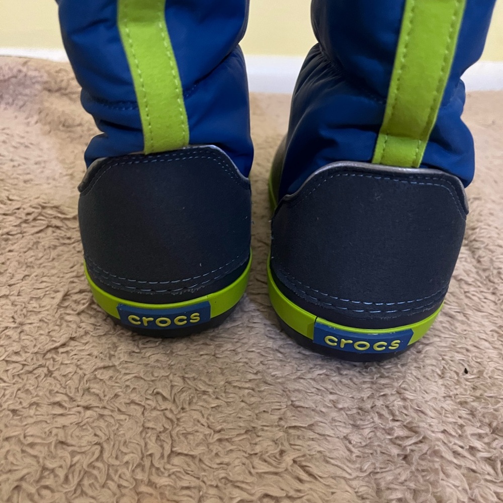 CROCS Blue and Green Rain & Snow Boots - Picture 3 of 8